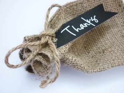 Rustic style burlap bag with customised tag – sample